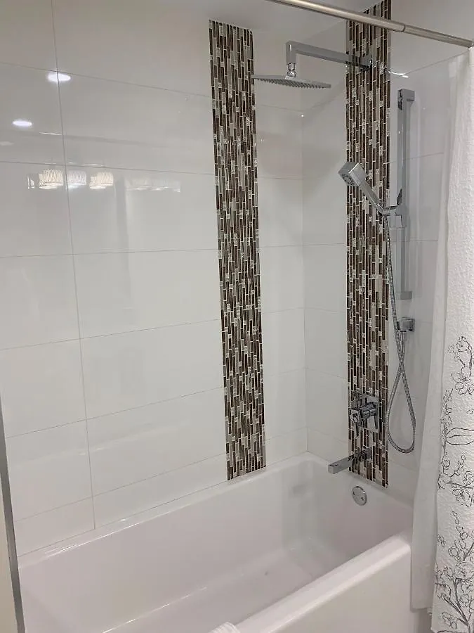 Apartment Luxury 2 Bedroom High Park Residence, Roncesvalles Village Toronto Canada