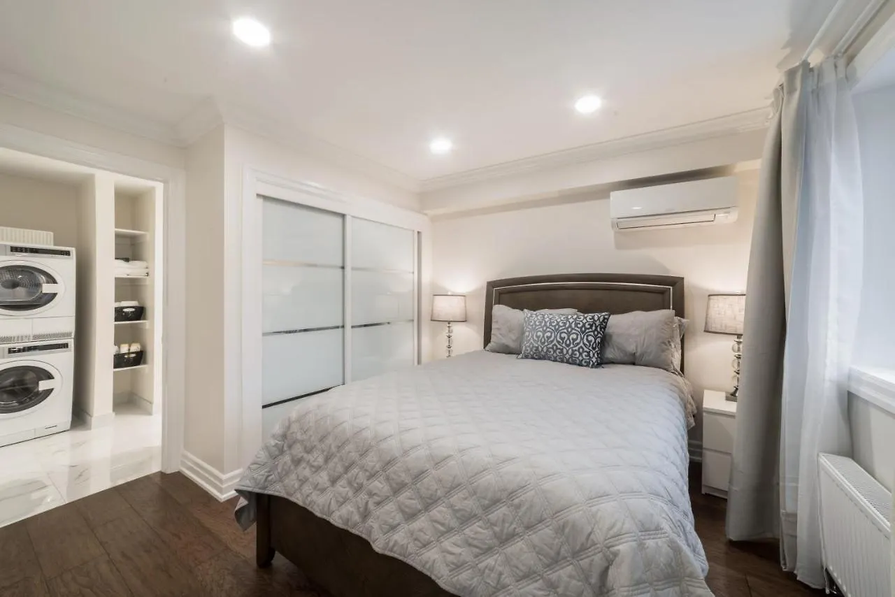 Apartment Luxury 2 Bedroom High Park Residence, Roncesvalles Village Toronto