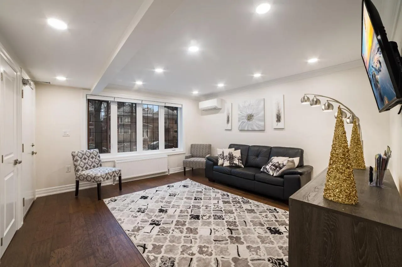 Luxury 2 Bedroom High Park Residence, Roncesvalles Village Toronto 0*,